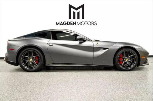 2014 Ferrari F12berlinetta Base
