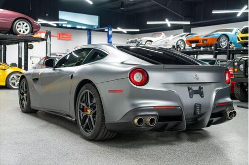 2014 Ferrari F12berlinetta Base
