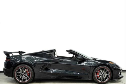 Carbon Flash Metallic 2023 Chevrolet Corvette Stingray w/3LT