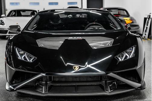 2021 Lamborghini Huracan STO Coupe