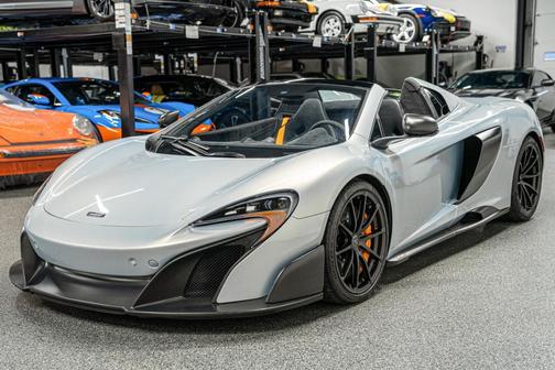 2016 McLaren 675LT Base