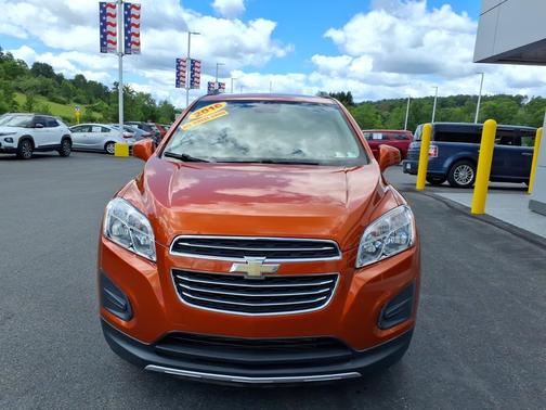 Orange Rock Metallic 2016 Chevrolet Trax AWD 4dr LT