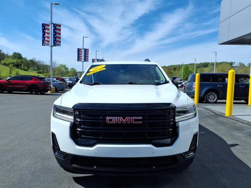 Cayenne Red Tintcoat 2022 GMC Acadia AWD 4dr SLE