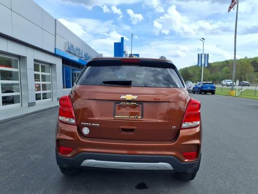 Dark Copper Metallic 2019 Chevrolet Trax AWD 4dr LT