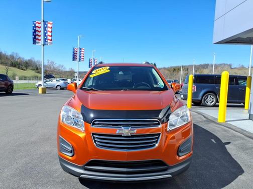 Orange Rock Metallic 2015 Chevrolet Trax AWD 4dr LT