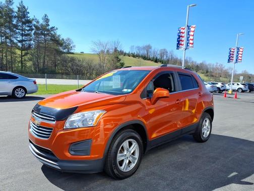 Orange Rock Metallic 2015 Chevrolet Trax AWD 4dr LT