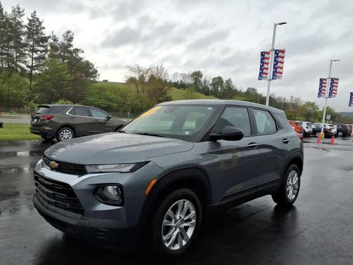 Satin Steel Metallic 2021 Chevrolet Trailblazer AWD 4dr LS