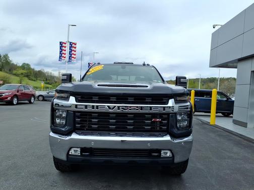 Shadow Gray Metallic 2020 Chevrolet Silverado 2500 4WD Crew Cab 159" LT