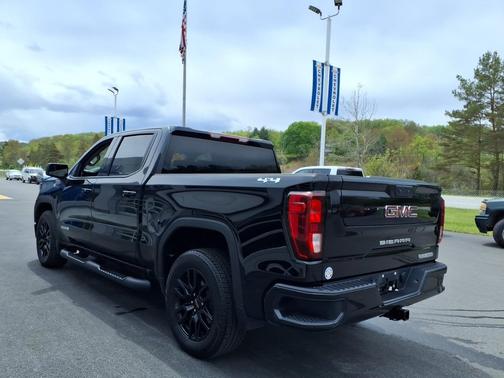 Onyx Black 2024 GMC Sierra 1500 4WD Crew Cab 147" Elevation w/3SB