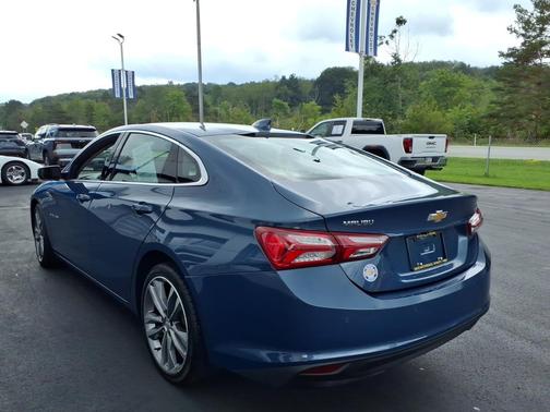 Lakeshore Blue Metallic 2024 Chevrolet Malibu 4dr Sdn 2LT