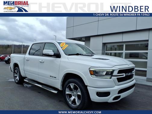 Bright White Clearcoat 2020 RAM 1500 Laramie 4x4 Crew Cab 5'7" Box