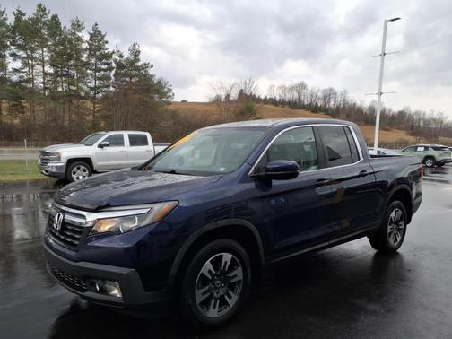 Obsidian Blue Pearl 2019 Honda Ridgeline RTL