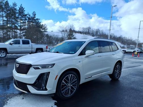 Crystal White Tricoat 2024 Cadillac XT6 AWD 4dr Sport