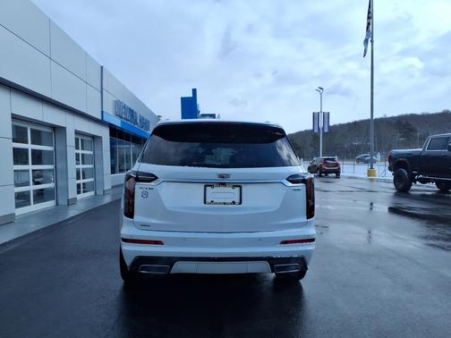 Crystal White Tricoat 2024 Cadillac XT6 AWD 4dr Sport