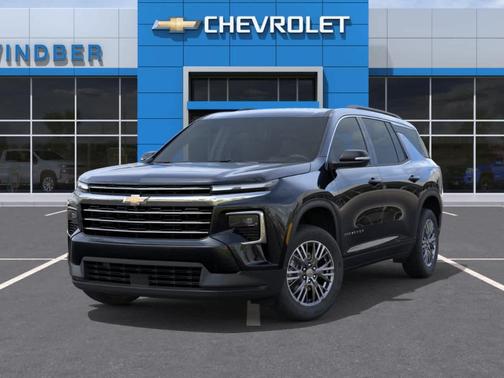Mosaic Black Metallic 2026 Chevrolet Traverse LT