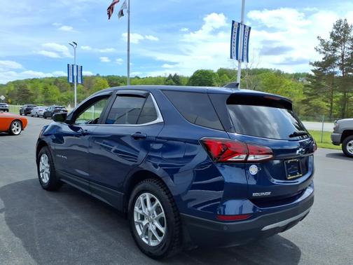 Blue Glow Metallic 2022 Chevrolet Equinox AWD 4dr LT w/1LT