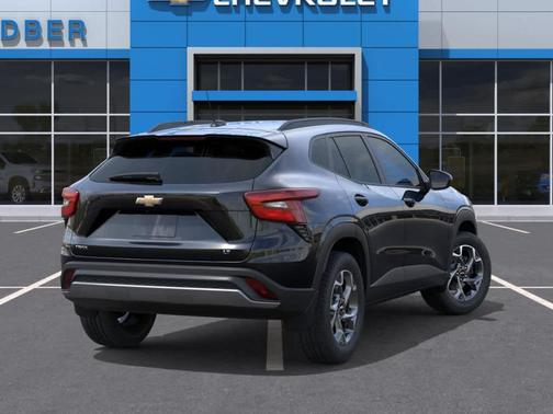 Mosaic Black Metallic 2026 Chevrolet Trax LT