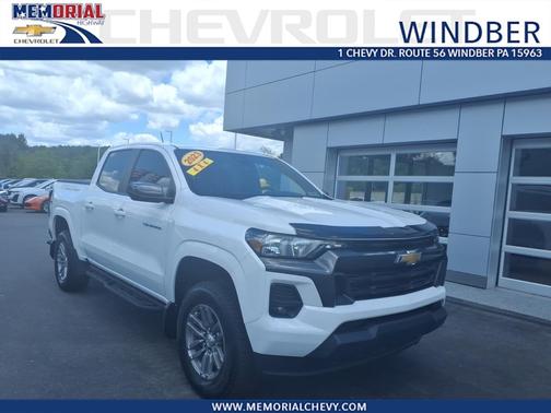 Summit White 2023 Chevrolet Colorado 4WD Crew Cab LT