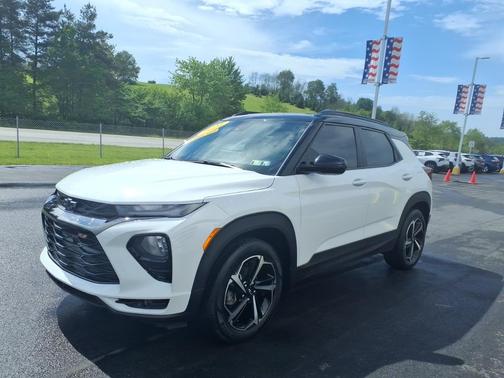 Iridescent Pearl Tricoat 2021 Chevrolet Trailblazer AWD 4dr RS