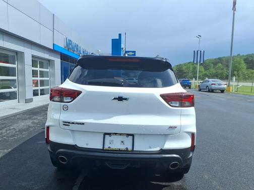 Iridescent Pearl Tricoat 2021 Chevrolet Trailblazer AWD 4dr RS