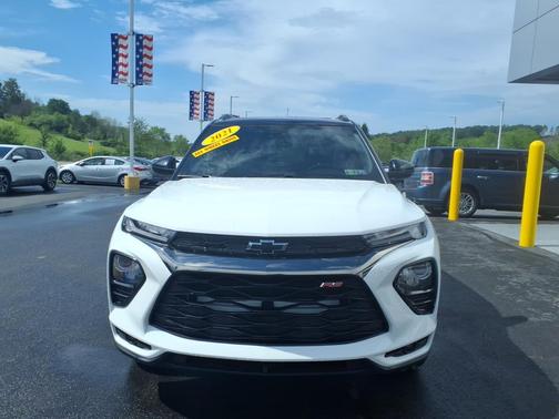 Iridescent Pearl Tricoat 2021 Chevrolet Trailblazer AWD 4dr RS