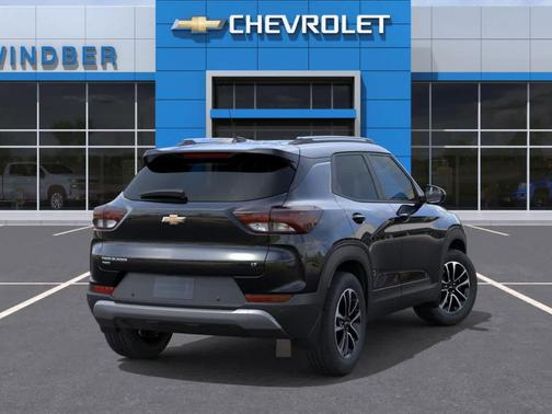 Mosaic Black Metallic 2026 Chevrolet Trailblazer LT