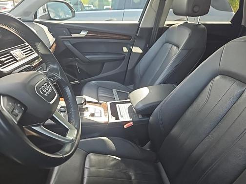 2019 Audi Q5 2.0T Premium Plus