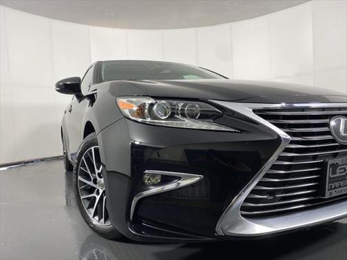 2017 Lexus ES 350 Base