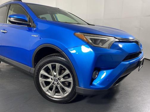 2016 Toyota RAV4 Hybrid SE