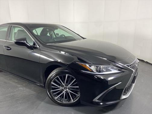 2022 Lexus ES 350 Base
