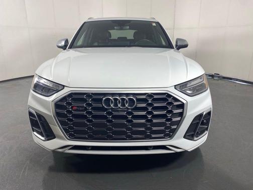Glacier White Metallic 2021 Audi SQ5 3.0T Premium Plus