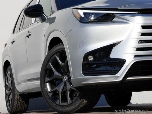 2026 Lexus TX 500h F SPORT Premium