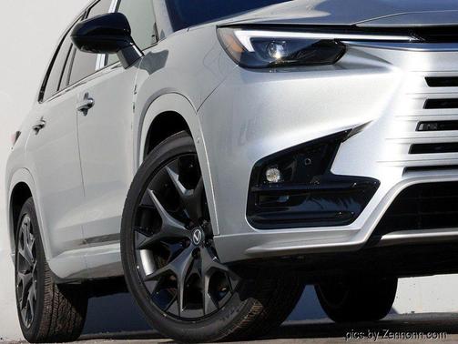 2026 Lexus TX 500h F SPORT Premium