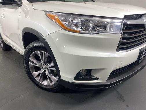 2015 Toyota Highlander LE Plus
