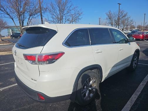 2015 Toyota Highlander LE Plus