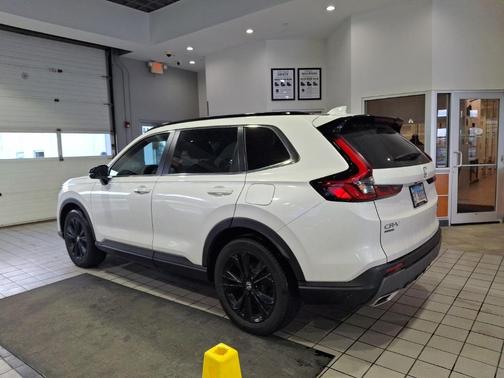2025 Honda CR-V Hybrid Sport Touring AWD