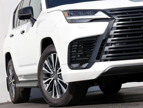 Eminent White Pearl 2026 Lexus LX 600 Premium