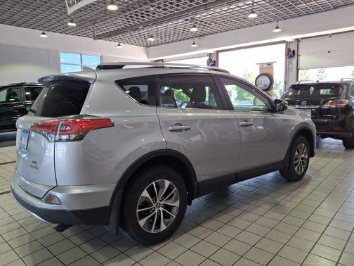 Silver Sky Metallic 2017 Toyota RAV4 Hybrid XLE