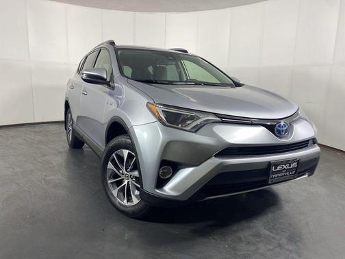 Silver Sky Metallic 2017 Toyota RAV4 Hybrid XLE