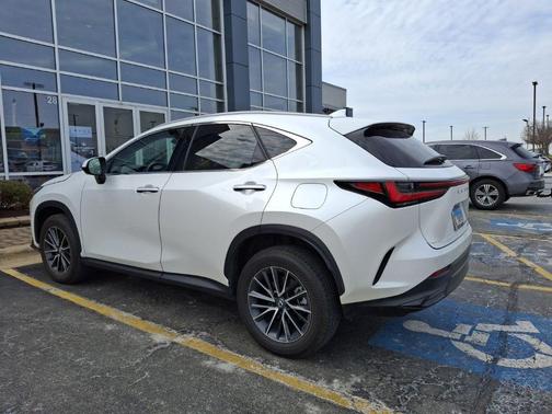 Eminent White Pearl 2024 Lexus NX 350 Premium