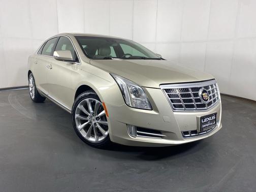 Silver Coast Metallic 2014 Cadillac XTS Luxury