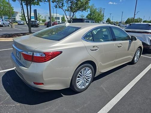 2015 Lexus ES 350 Crafted Line