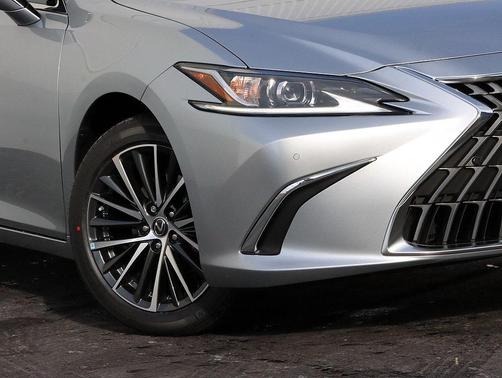 2025 Lexus ES 350 Base