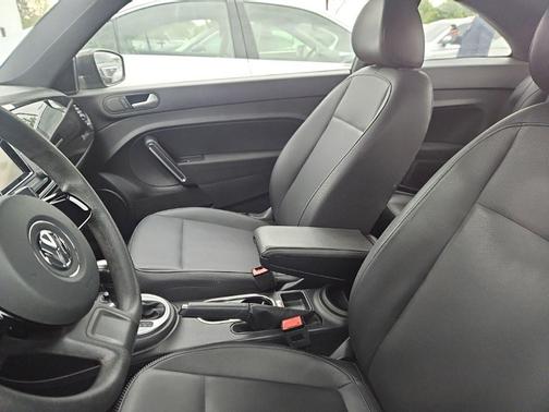 Deep Black Pearl 2016 Volkswagen Beetle 1.8T Wolfsburg Edition w/PZEV