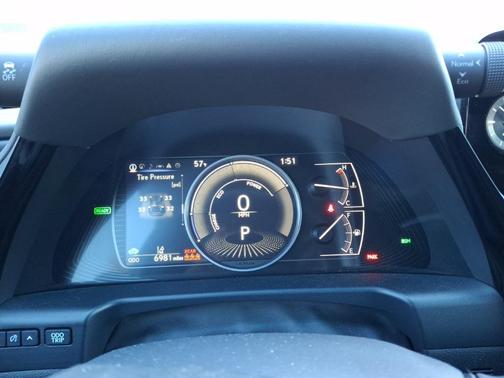 2025 Lexus ES 300h Ultra Luxury