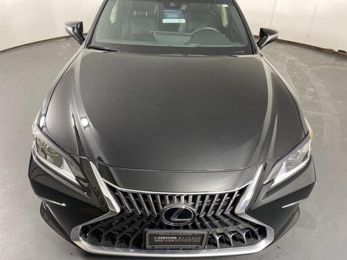 2024 Lexus ES 350 Base