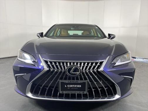 2023 Lexus ES 300h Base