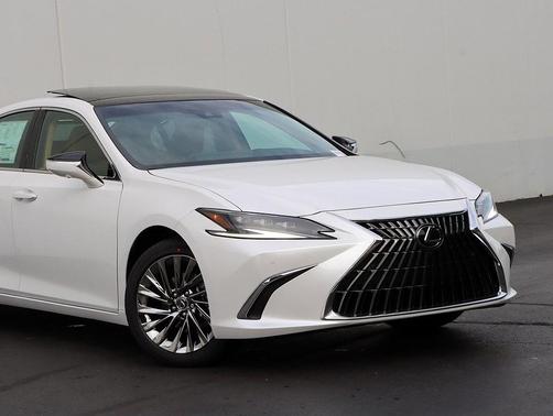 2025 Lexus ES 350 Ultra Luxury
