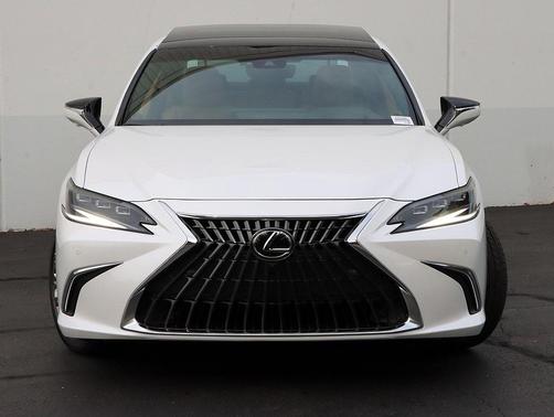 2025 Lexus ES 350 Ultra Luxury