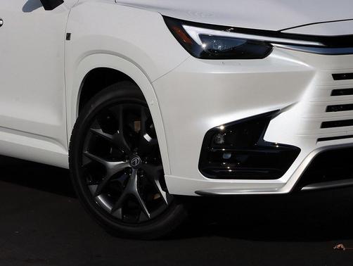 2026 Lexus TX 500h F SPORT Premium